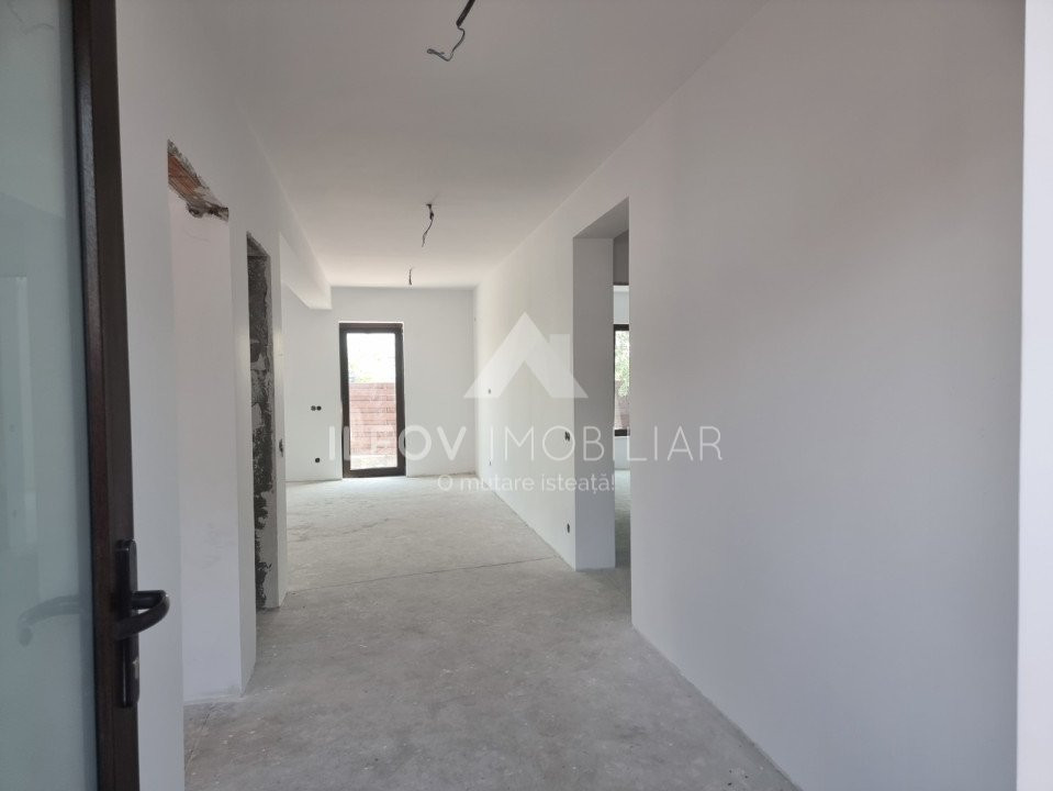 CASA SINGLE BALOTESTI TOATE UTILITATILE