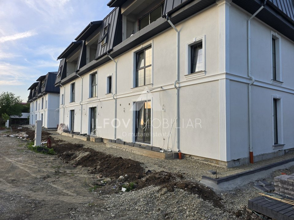 Casa Otopeni in triplex modern, pozitie excelenta, toate utilitatile