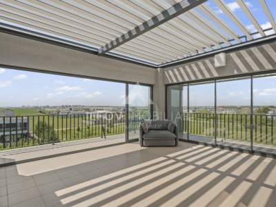 Apartament 2 camere, 74mp, terasa inchisa cu vedere panoramica