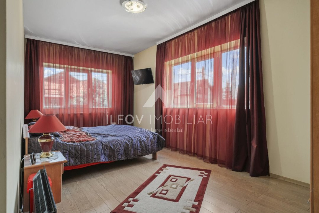 Otopeni central - vila single 387mp, lot generos 488mp, garaj, toate utilitatile