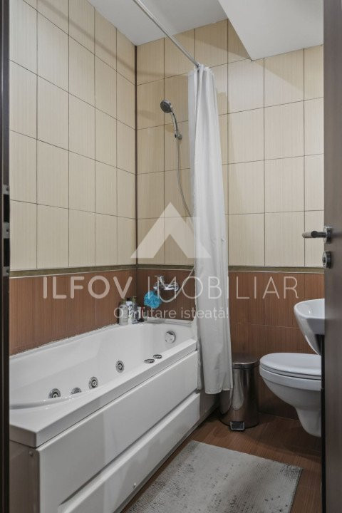 Otopeni central - vila single 387mp, lot generos 488mp, garaj, toate utilitatile