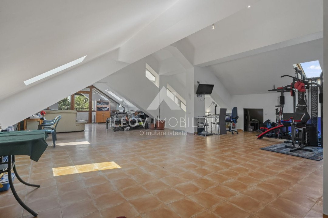 Otopeni central - vila single 387mp, lot generos 488mp, garaj, toate utilitatile