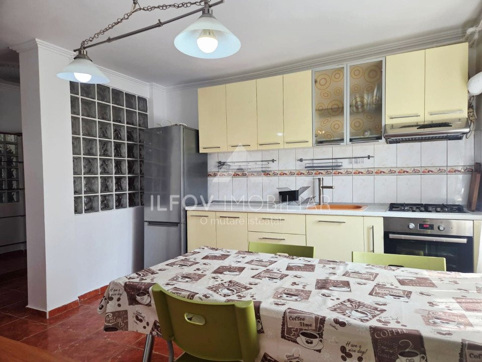 Apartament 4 camere central Otopeni, utilat si mobilat, parcare