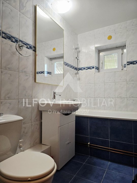 Apartament 4 camere central Otopeni, utilat si mobilat, parcare