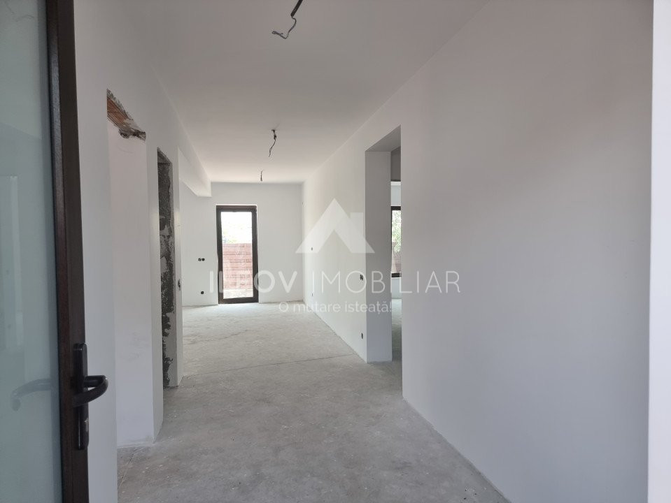 Case Balotești, 120mp, utilități, pădure, curte proprie, decembrie predare