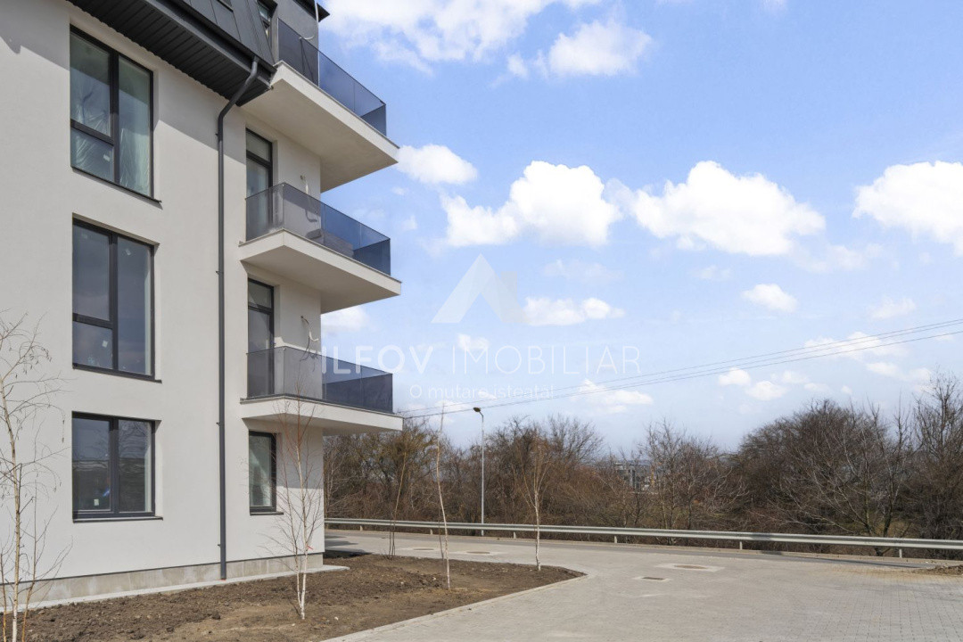 Apartamente cu 3 camere cu terasa, lift, langa parc 1 Mai