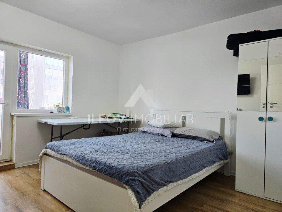 Apartament 3 camere Otopeni 90.mp, ultracentral, renovat, centrala