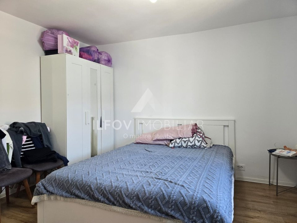 Apartament 3 camere Otopeni 90.mp, ultracentral, renovat, centrala