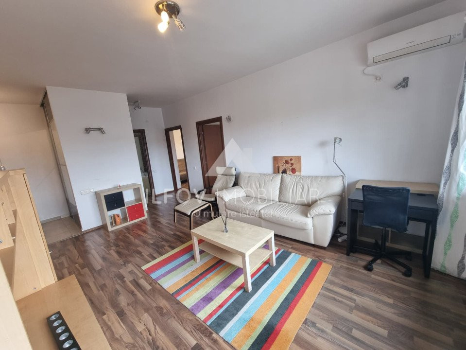 Apartament 3 cam. Otopeni, et. 1, mobilat-utilat, loc parcare