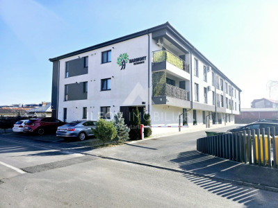 Apartament cu 2 camere spatios, central, complet mobilat si utilat