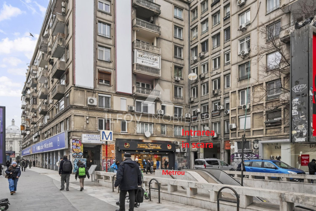 Apartament 3 camere Pța Romană, vedere spre parcul din spate, spațios decomandat