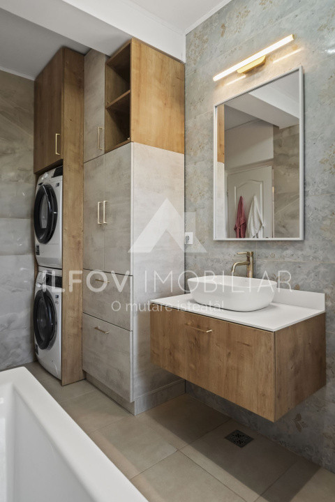 Casa 4 camere Otopeni, central, utilata si mobilata modern