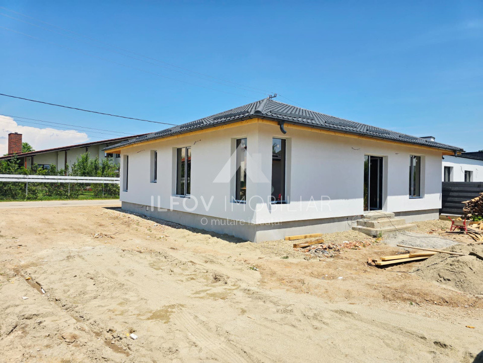 Balotești Casă parter, 120 mp, teren 423m, toate utilitățile, asfalt, pădure
