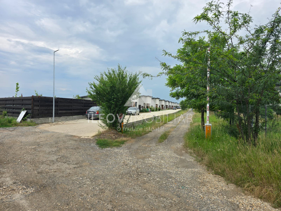 Balotești Str. Cireșului - Teren intravilan 1068 mp, deschidere 33 ml, utilități
