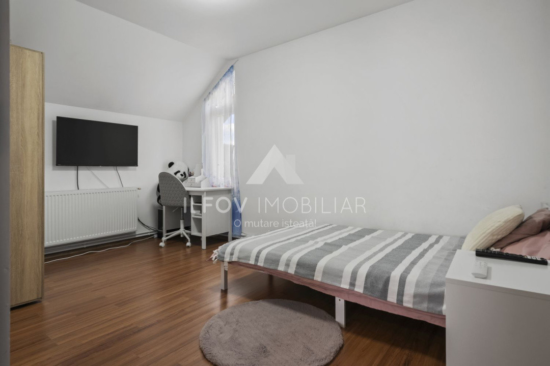 Ciolpani Casa 4 camere P+M, 150mp, teren 500m, utilități, asfalt, pomi, pădure