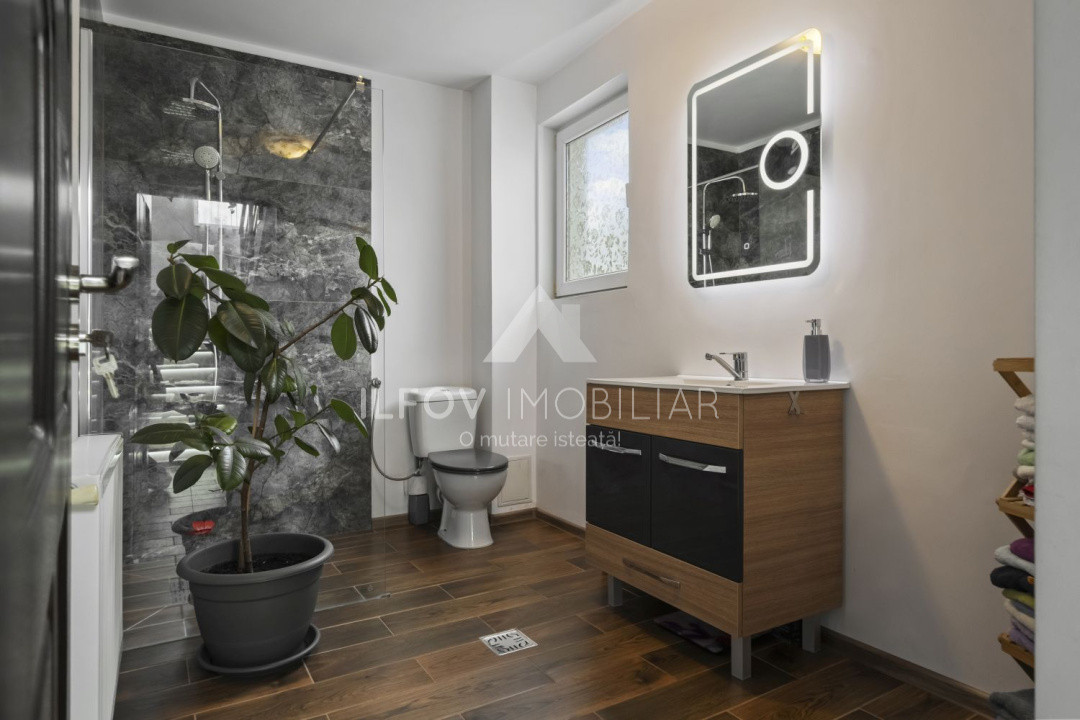 Ciolpani Casa 4 camere P+M, 150mp, teren 500m, utilități, asfalt, pomi, pădure