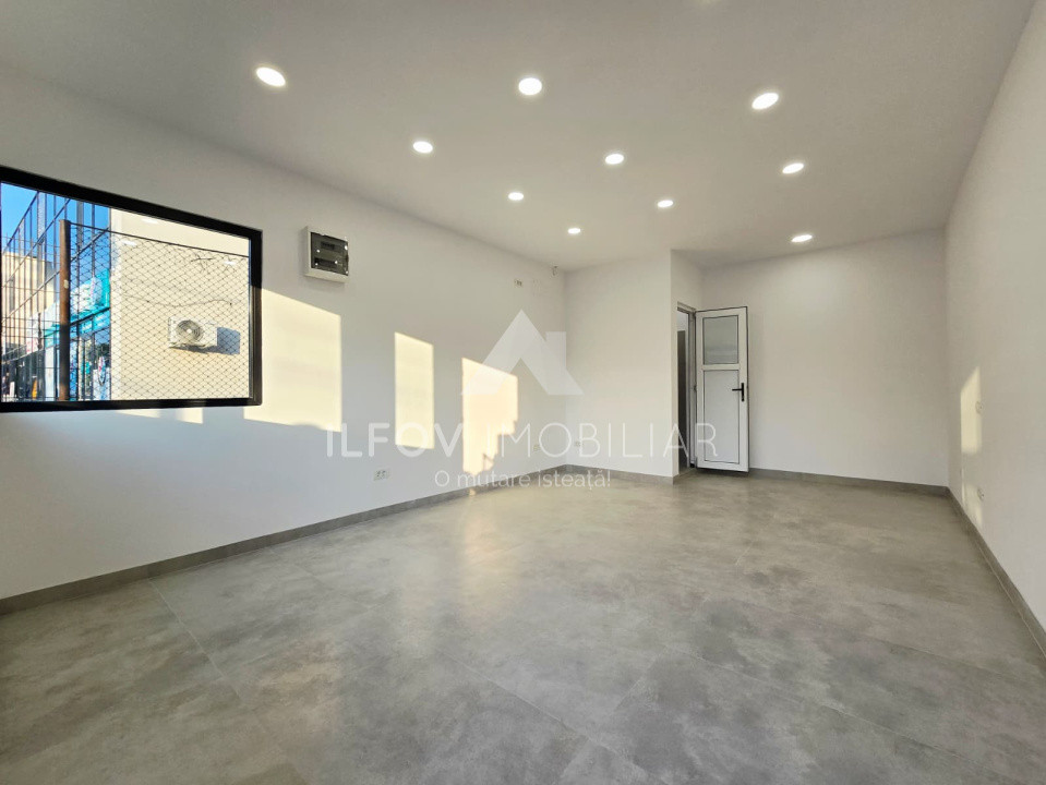 Spatiu comercial central Balotesti, 21.3 mp, curte 25mp, complet renovat