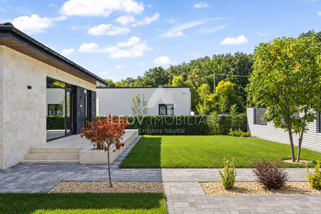 Casa langa padure, lot generos, finsaje premium