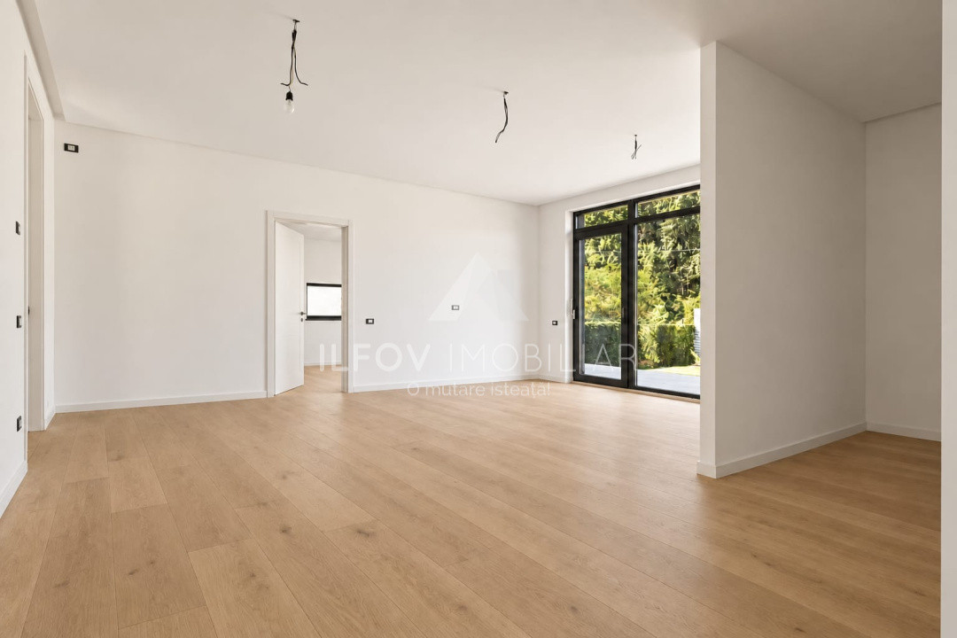 Casa langa padure, lot generos, finsaje premium